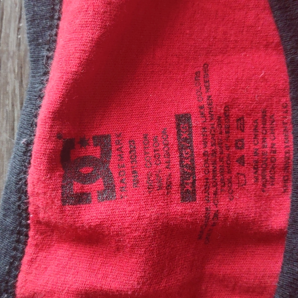 Men's DC Red Muscle/Tank shirt